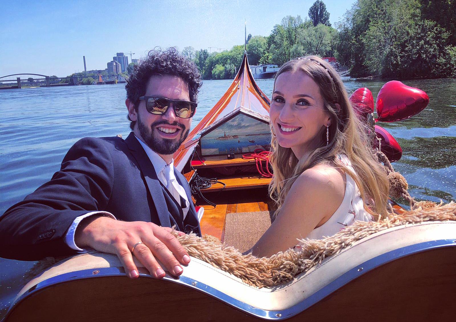Hochzeitstag in einem Boot bzw. einer Gondel in Frankfurt am Main